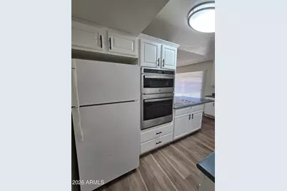 6512 N 41st Avenue, Phoenix, AZ 85019 - Photo 11