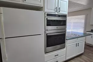 6512 N 41st Ave, Phoenix, AZ 85019 - Photo 11