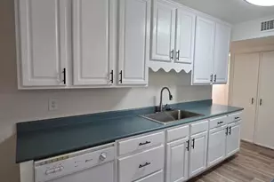 6512 N 41st Ave, Phoenix, AZ 85019 - Photo 9