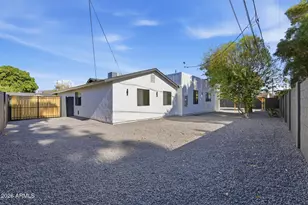 333 W Seldon Ln, Phoenix, AZ 85021 - Photo 67