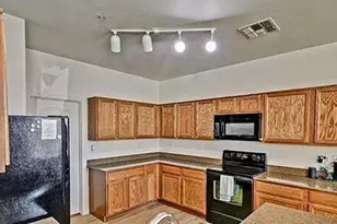 8169 W Groom Creek Rd, Phoenix, AZ 85043 - Photo 17
