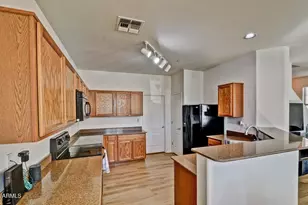 8169 W Groom Creek Rd, Phoenix, AZ 85043 - Photo 9