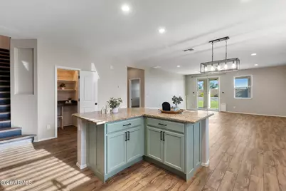 7531 W Rock Springs Drive, Peoria, AZ 85383 - Photo 21