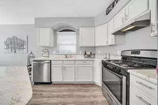 20455 N 37th Ave, Glendale, AZ 85308 - Photo 5