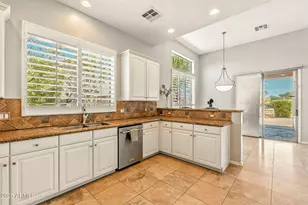 633 S Parkcrest St, Gilbert, AZ 85296 - Photo 15