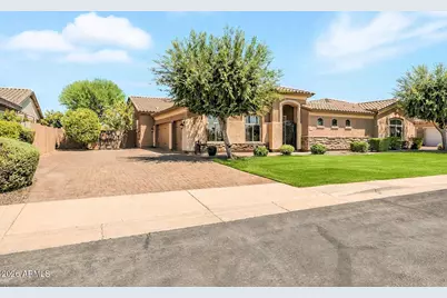 633 S Parkcrest Street, Gilbert, AZ 85296 - Photo 1