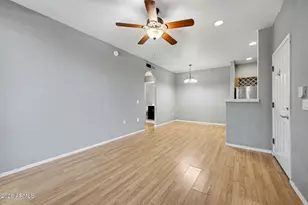 2929 W Yorkshire Dr, Phoenix, AZ 85027 - Photo 7