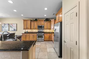 26444 W Pontiac Dr, Buckeye, AZ 85396 - Photo 11