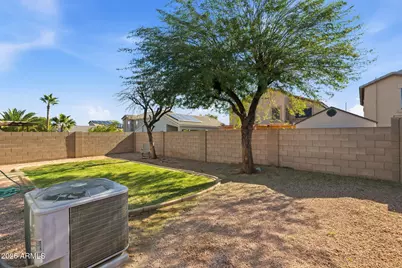 16675 W Paradise Lane, Surprise, AZ 85388 - Photo 19