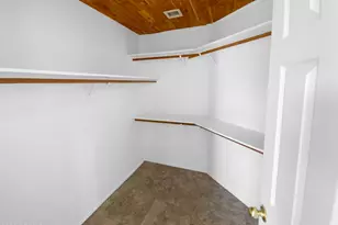 9023 W Mauna Loa Ln, Peoria, AZ 85381 - Photo 15