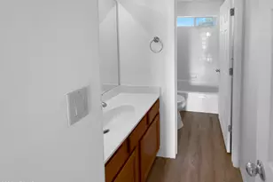 9023 W Mauna Loa Ln, Peoria, AZ 85381 - Photo 17