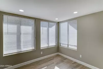 [Address not provided], Tempe, AZ 85283 - Photo 9