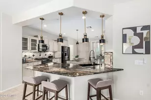 12337 W Maya Way, Peoria, AZ 85383 - Photo 9