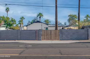 334 N 18th Dr, Phoenix, AZ 85007 - Photo 5