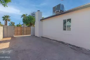 334 N 18th Dr, Phoenix, AZ 85007 - Photo 35