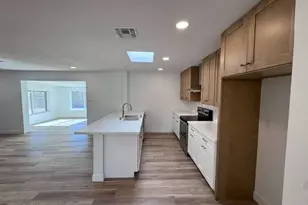 17 E Cairo Dr, Tempe, AZ 85282 - Photo 7