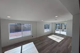 17 E Cairo Dr, Tempe, AZ 85282 - Photo 17