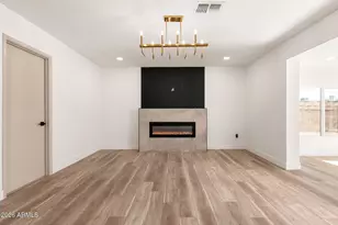 17 E Cairo Dr, Tempe, AZ 85282 - Photo 15