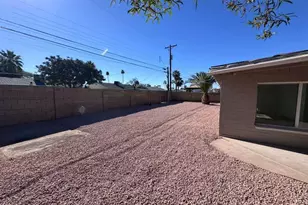 17 E Cairo Dr, Tempe, AZ 85282 - Photo 35