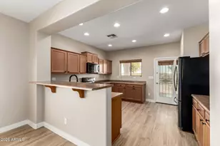 8739 N 179th Dr, Waddell, AZ 85355 - Photo 15