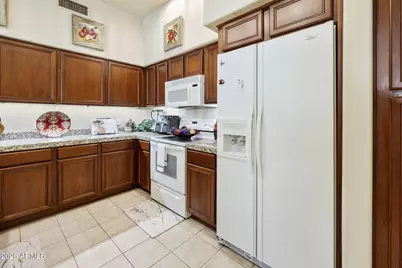 2989 N 44th Street #3018, Phoenix, AZ 85018 - Photo 15