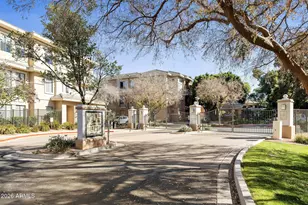 2989 N 44th St, Phoenix, AZ 85018 - Photo 29