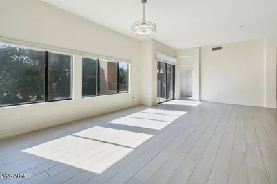 2989 N 44th Street #3018, Phoenix, AZ 85018 - Photo 5