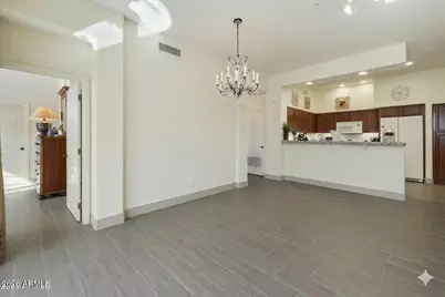 2989 N 44th Street #3018, Phoenix, AZ 85018 - Photo 13