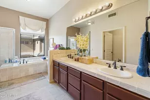 2989 N 44th St, Phoenix, AZ 85018 - Photo 23