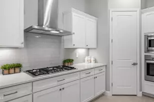 1123 W Thunderhill Dr, Phoenix, AZ 85045 - Photo 7