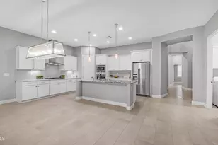 1123 W Thunderhill Dr, Phoenix, AZ 85045 - Photo 11