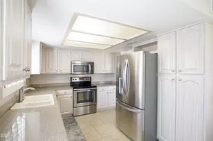 9749 W Taro Ln, Peoria, AZ 85382 - Photo 3