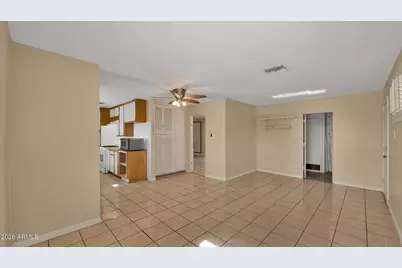 7526 E Minnezona Avenue, Scottsdale, AZ 85251 - Photo 17