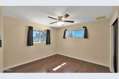 7526 E Minnezona Avenue, Scottsdale, AZ 85251 - Photo 21