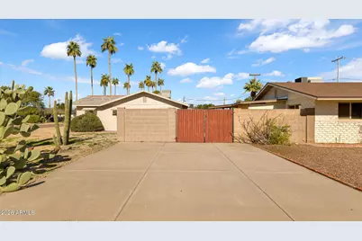 7526 E Minnezona Avenue, Scottsdale, AZ 85251 - Photo 29