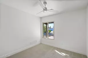 2518 E Louise Dr, Phoenix, AZ 85032 - Photo 11