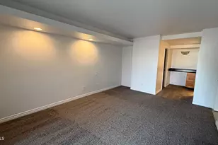 3434 W Danbury Dr, Phoenix, AZ 85053 - Photo 17