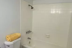 3434 W Danbury Dr, Phoenix, AZ 85053 - Photo 21