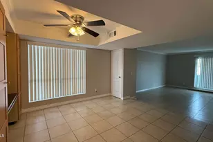 3434 W Danbury Dr, Phoenix, AZ 85053 - Photo 9