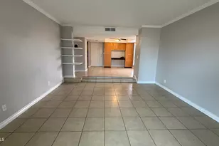 3434 W Danbury Dr, Phoenix, AZ 85053 - Photo 11