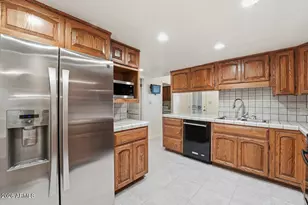 8432 N 18th Ave, Phoenix, AZ 85021 - Photo 19