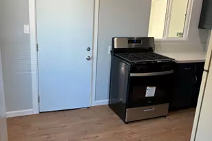 3215 W Taylor St, Phoenix, AZ 85009 - Photo 5