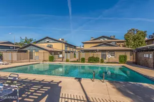 286 W Palomino Dr, Chandler, AZ 85225 - Photo 29