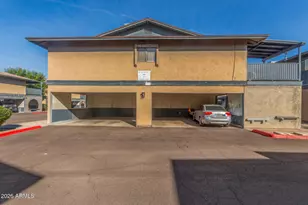 286 W Palomino Dr, Chandler, AZ 85225 - Photo 33