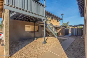 286 W Palomino Dr, Chandler, AZ 85225 - Photo 35