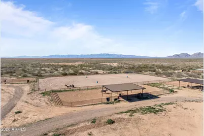 46629 W Luray Road, Wickenburg, AZ 85390 - Photo 11