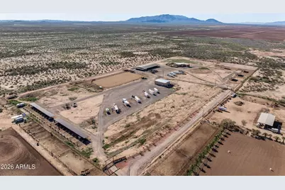 46629 W Luray Road, Wickenburg, AZ 85390 - Photo 5