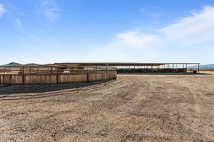 46629 W Luray Rd, Wickenburg, AZ 85390 - Photo 53