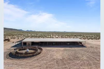 46629 W Luray Road, Wickenburg, AZ 85390 - Photo 13