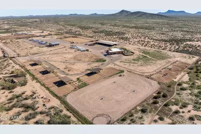 46629 W Luray Road, Wickenburg, AZ 85390 - Photo 9